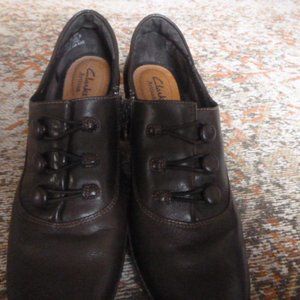 Clarks Artisan Leather Side Zip Shoes